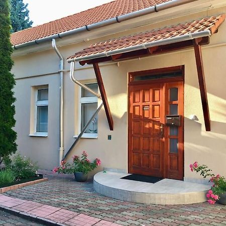 Andrea Apartman Miskolc Belvarosaban Zewnętrze zdjęcie